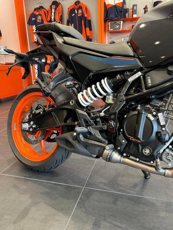 KTM 125 Duke (2024 - 25) (5)