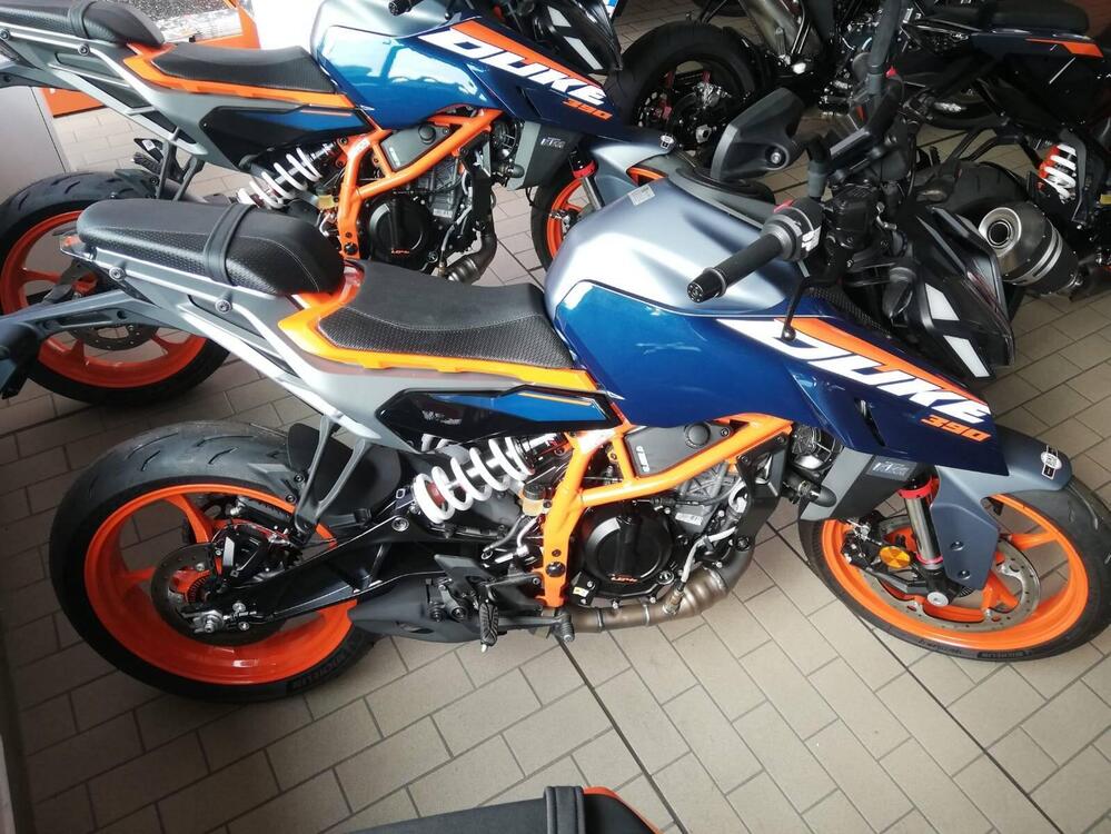 KTM 390 Duke (2024)