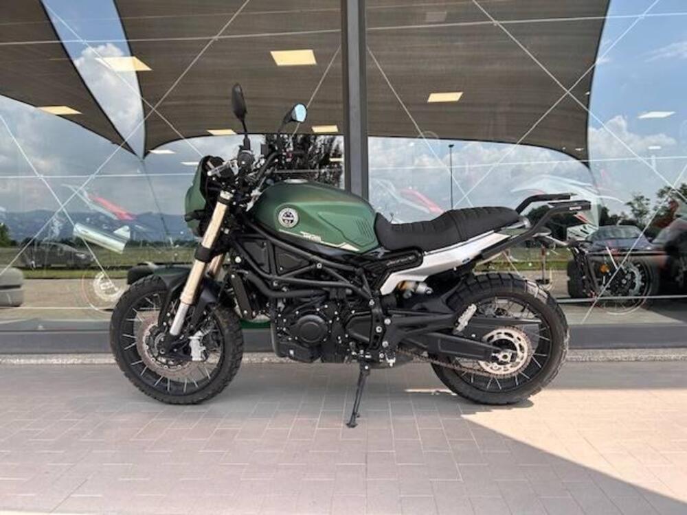 Benelli Leoncino 800 Trail (2022 - 23)