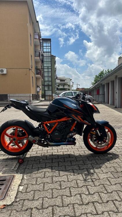 KTM 1290 Super Duke R (2022 - 23) (5)