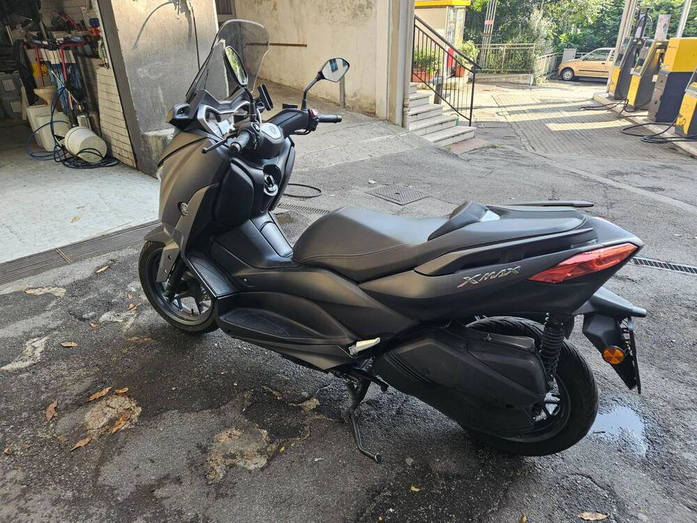 Yamaha X-Max 300 (2021 - 24) (3)