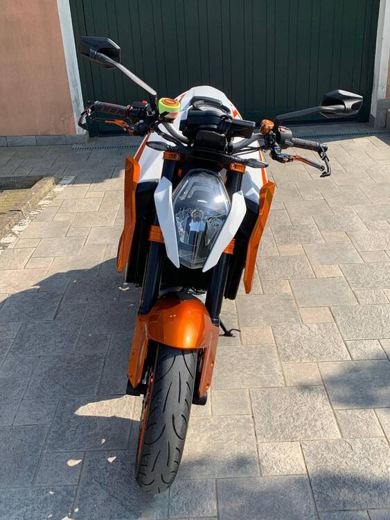 KTM 1290 Super Duke R SE ABS (2016) (2)