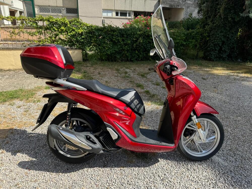 Honda SH 150i (2020 - 24) (2)