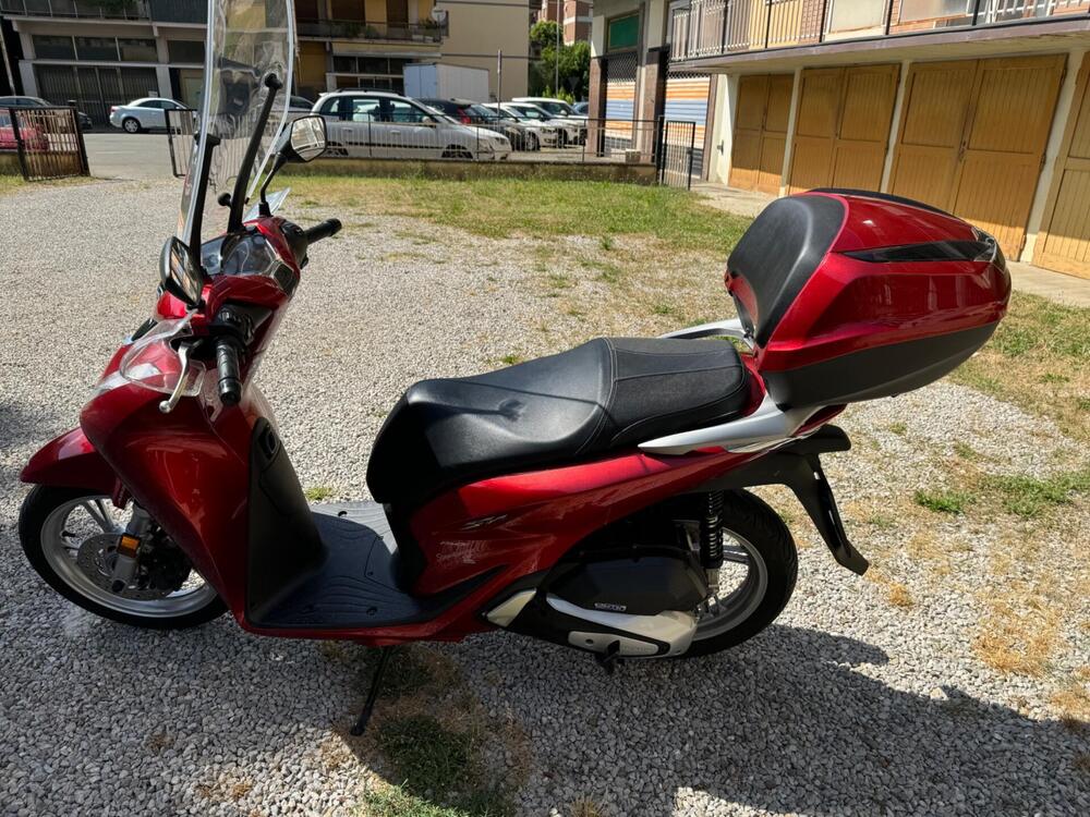 Honda SH 150i (2020 - 24) (4)