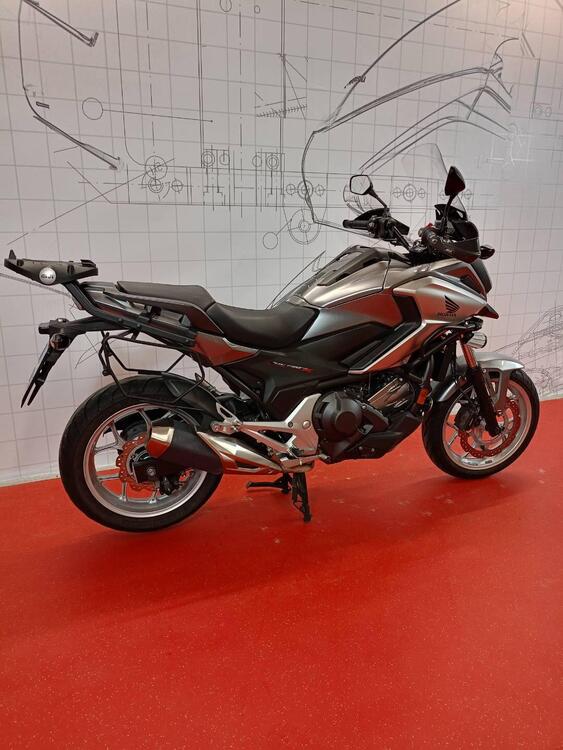 Honda NC 750 X DCT ABS (2016 -17) (3)