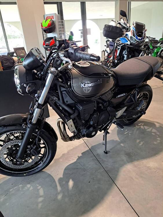 Kawasaki Z 650 RS (2022 - 24) (2)