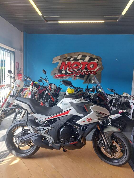 CFMOTO 700MT (2024) (2)