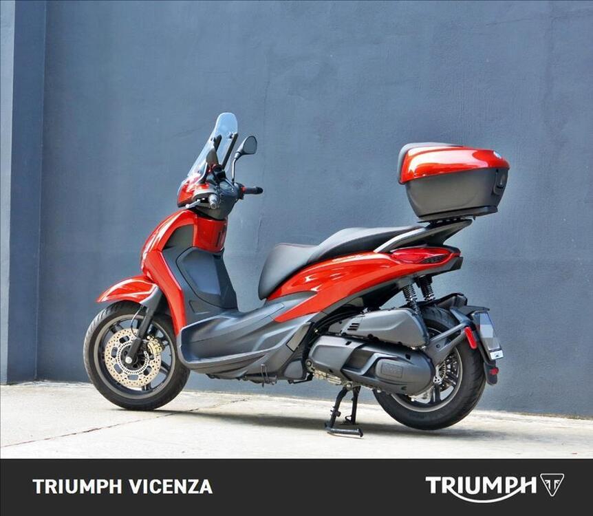 Piaggio Beverly 400 i.e. (4)