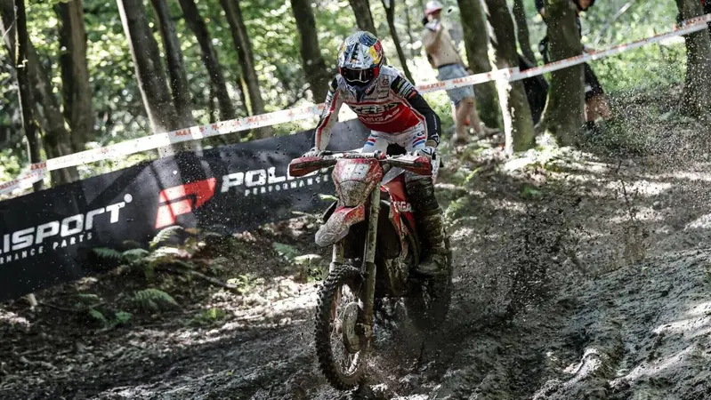 EnduroGP Slovacchia D1. Verona formidabile nel sabato di Gelnica