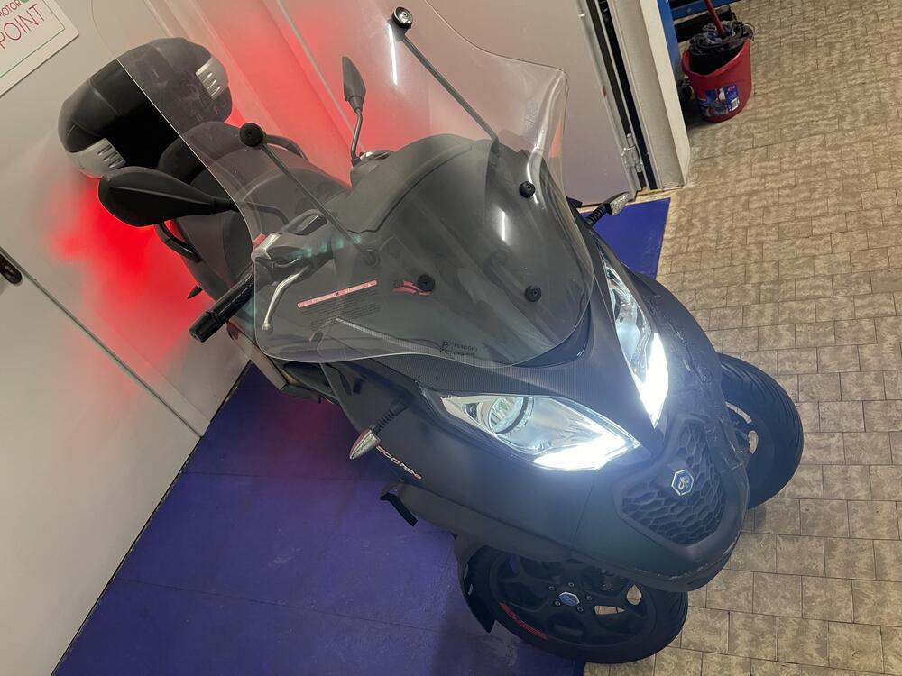 Piaggio Mp3 500 ABS Hpe Sport Advanced (2021 - 23) (3)