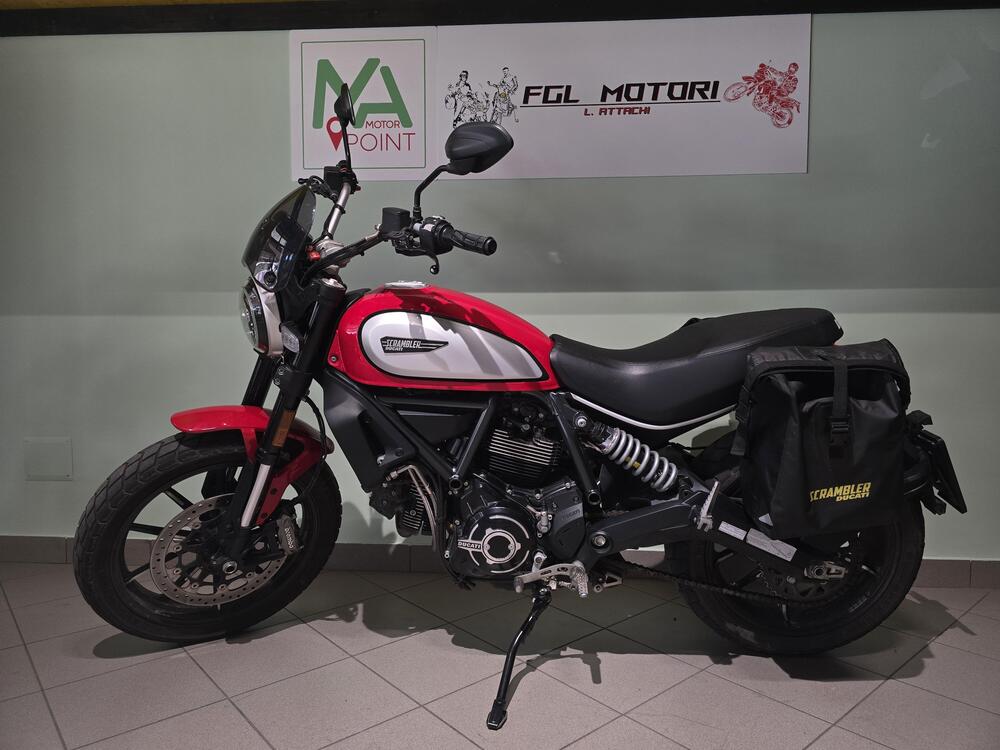 Ducati Scrambler 800 Icon Dark (2021 - 22)