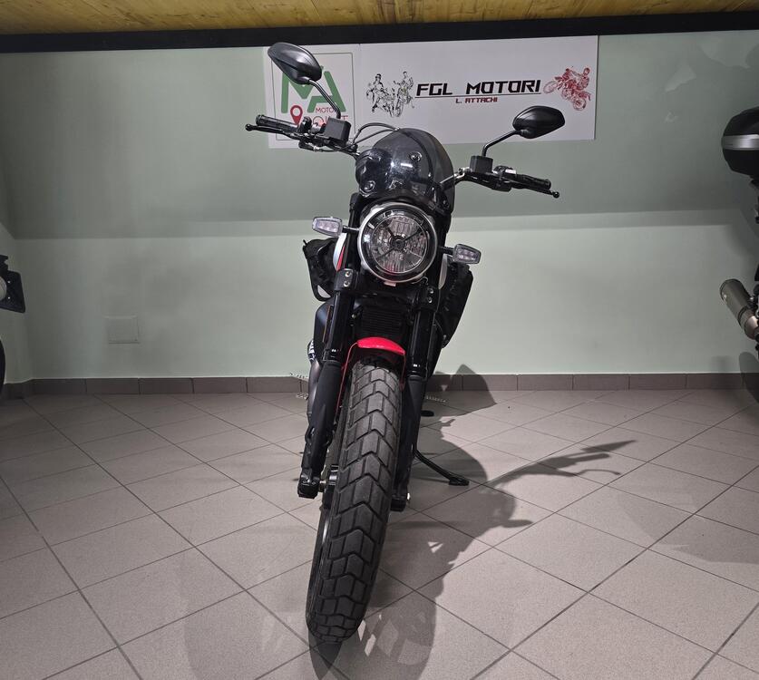 Ducati Scrambler 800 Icon Dark (2021 - 22) (4)