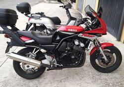 Yamaha FZS 600 Fazer S (2000 - 04) usata