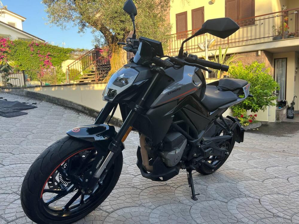 CFMOTO 300NK (2021 - 24)