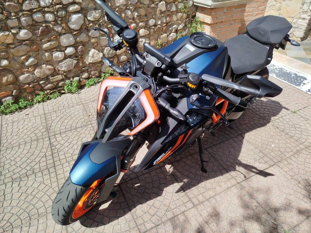 KTM 1290 Super Duke R (2022 - 23) (2)