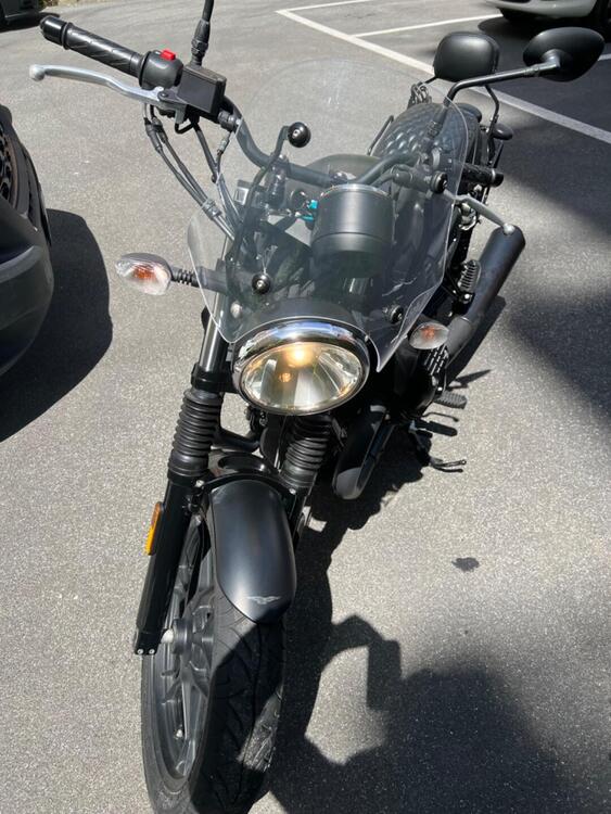 Moto Guzzi V7 III Stone (2017 - 20) (4)