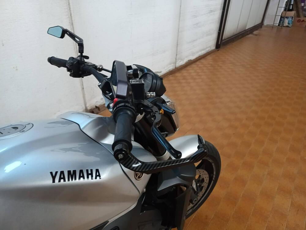 Yamaha FZ1 (2006 - 16) (3)