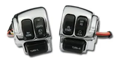 Interruttori neri con scatole cromate per vari mod 