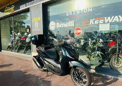 Piaggio Beverly 300 Hpe (2021) usata