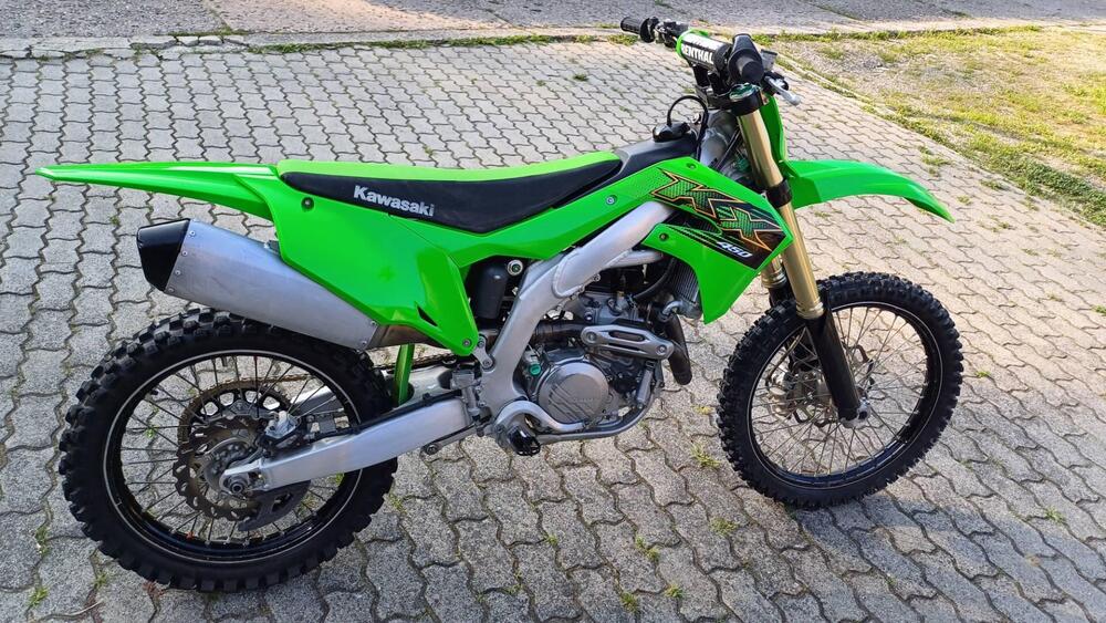 Kawasaki KX 450 F (2020) (4)