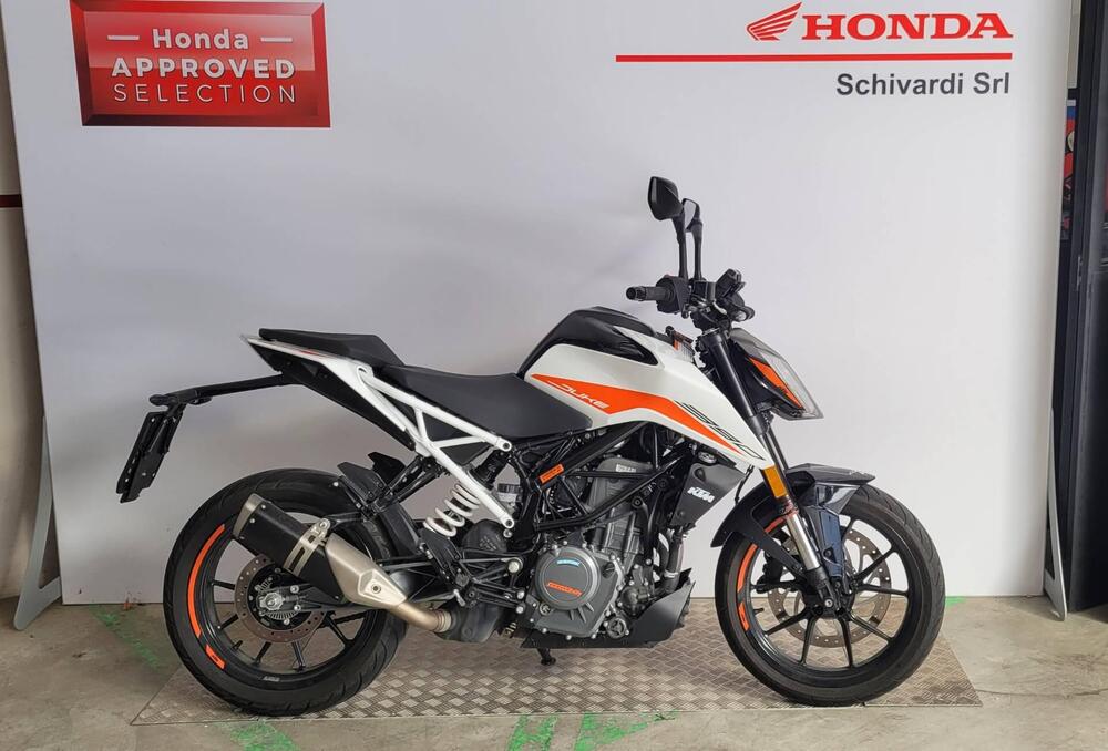 KTM 390 Duke (2021 - 23) (2)