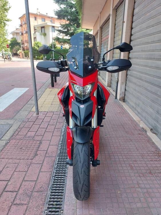 Ducati Hyperstrada 821 (2013 - 15) (4)