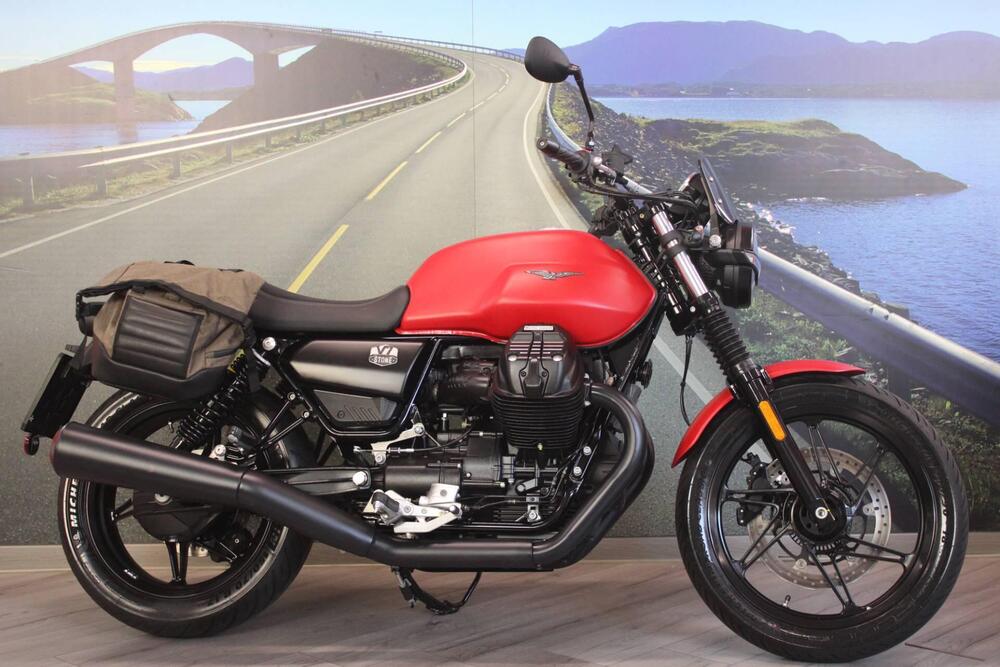 Moto Guzzi V7 Stone (2021 - 24) (5)