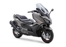 Kymco AK 550