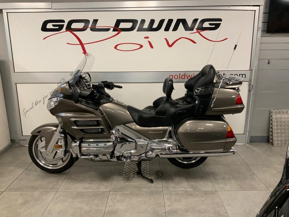 Honda GL 1800 Gold Wing (2000 - 05)