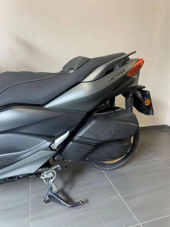 Yamaha X-Max 300 Tech Max (2020) (3)