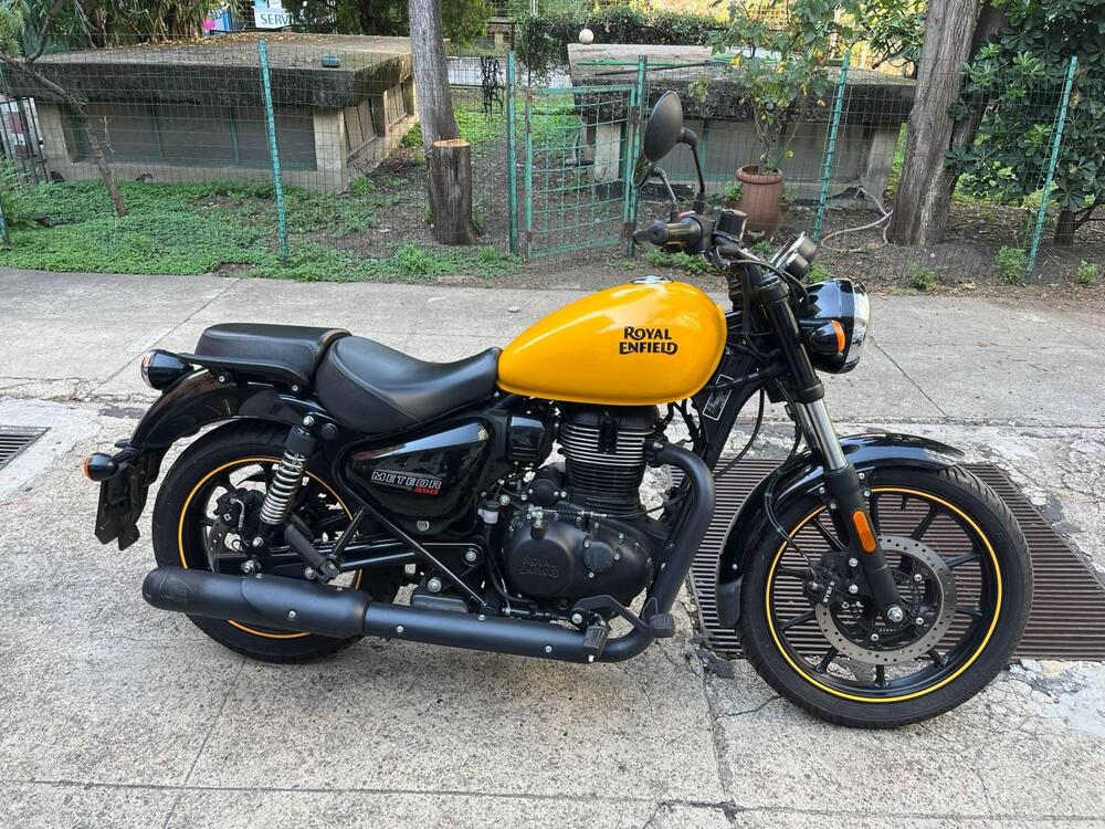 Royal Enfield Meteor 350 Fireball (2021 - 24)