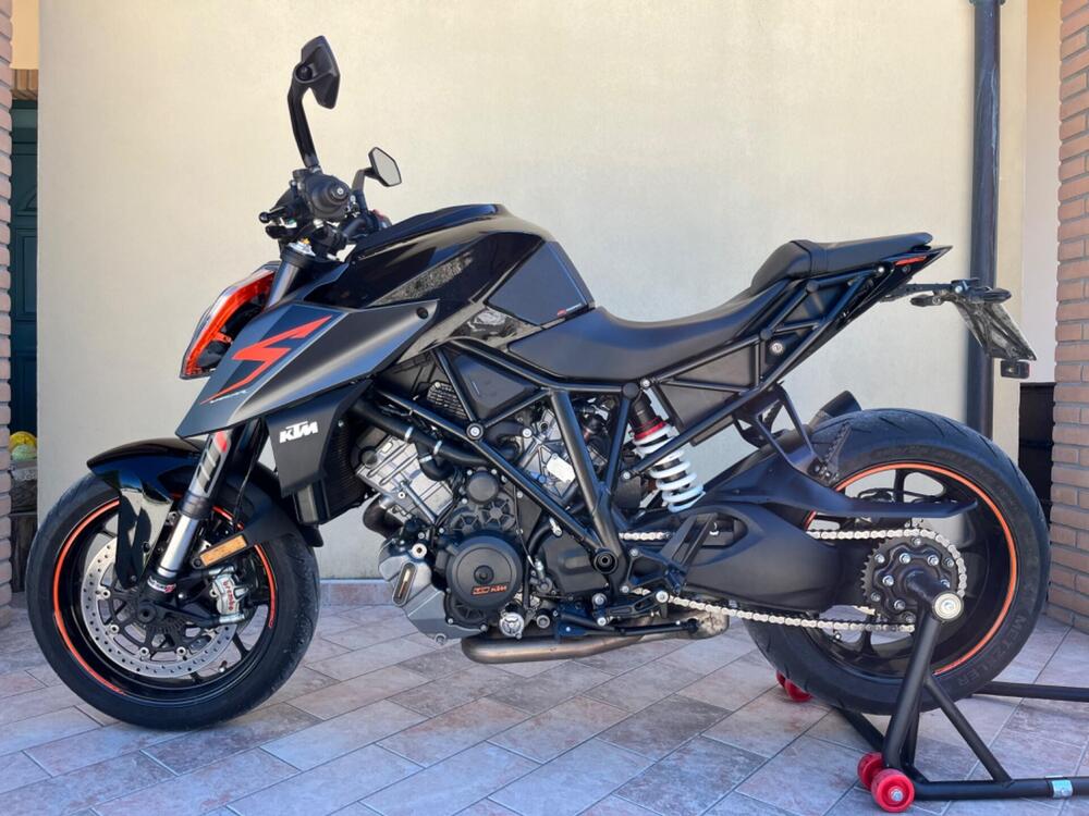 KTM 1290 Super Duke R ABS (2017 - 18) (3)