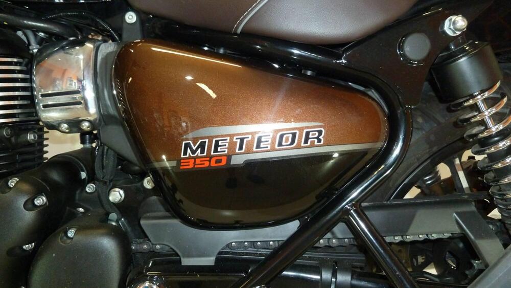 Royal Enfield Meteor 350 Supernova (2021 - 24) (2)