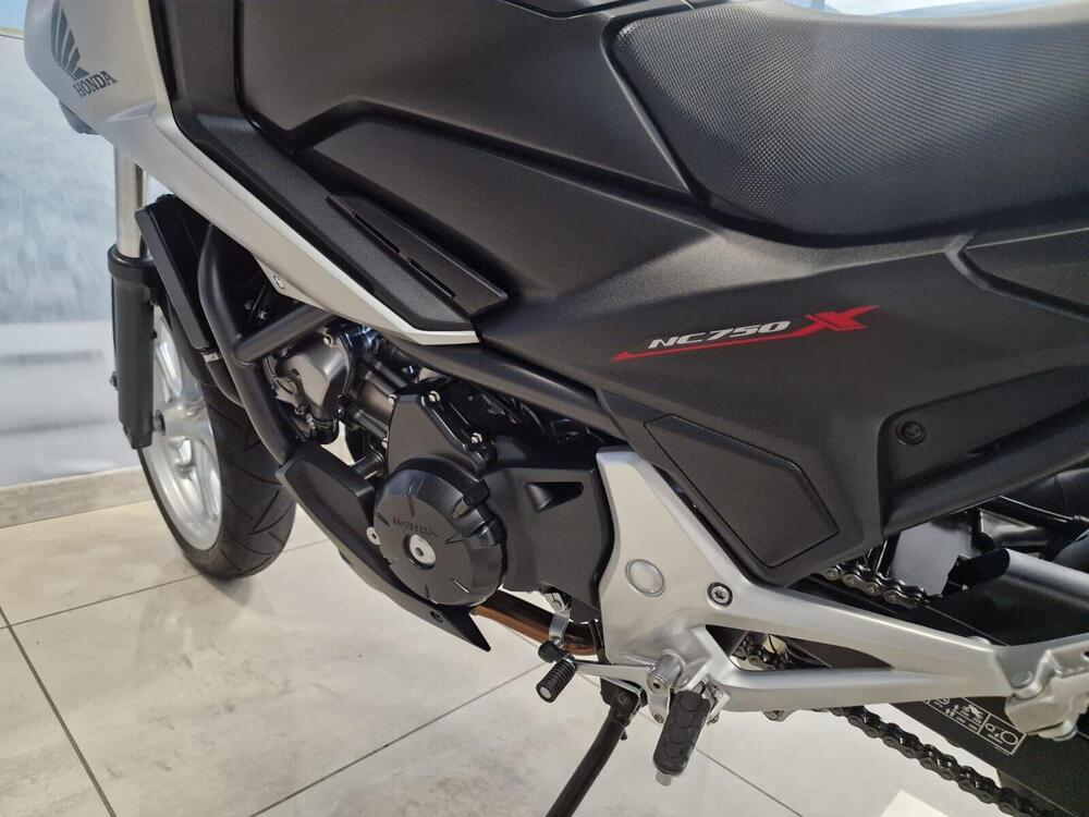 Honda NC 750 X ABS (2016 -17) (5)