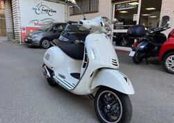 Vespa GTS 300 Super (2023 - 24) usata