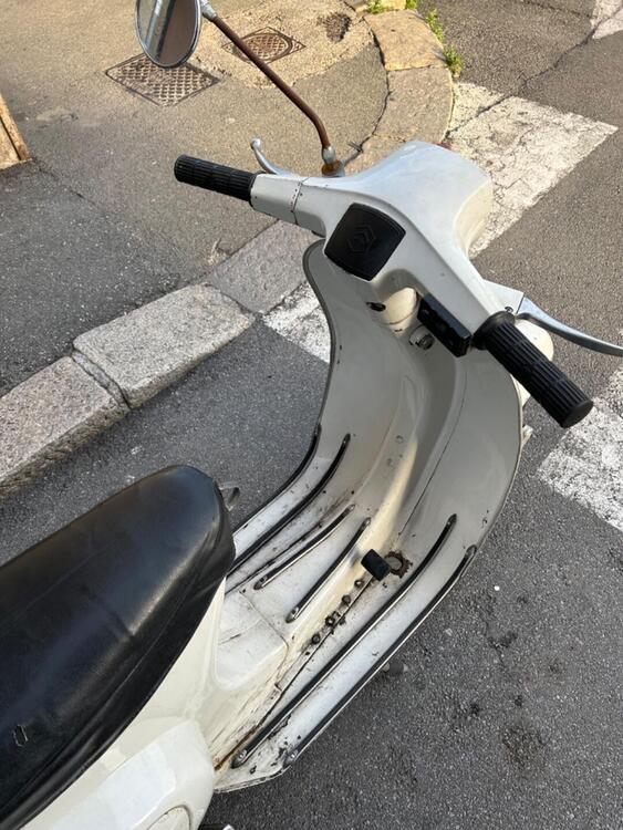 Piaggio Vespa 50 special (5)