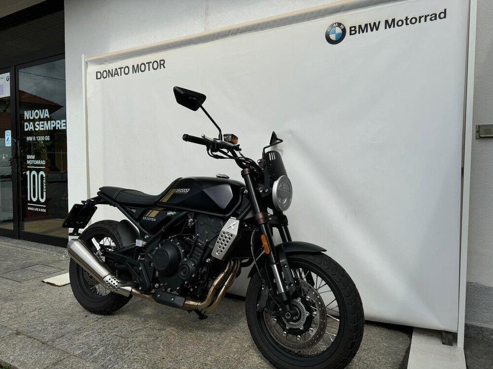 Brixton Motorcycles Crossfire 500 X (2020) (2)