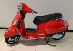 Vespa GTS 300 Super (2023 - 24) nuova