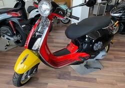 Vespa Primavera 125 Disney Mickey Mouse Edition by Vespa (2023 - 24) nuova