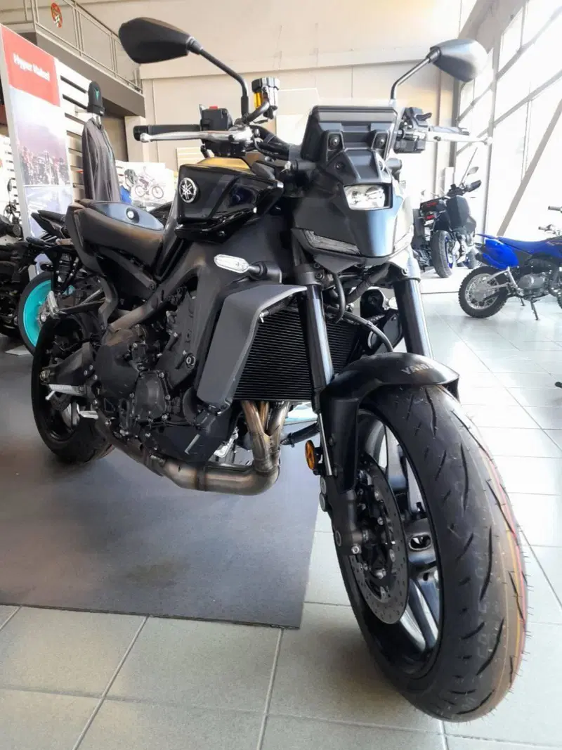 Yamaha MT-09 (2024 - 26) (3)