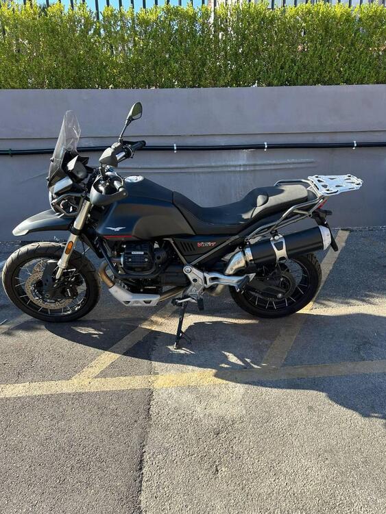 Moto Guzzi V85 TT (2021 - 23)