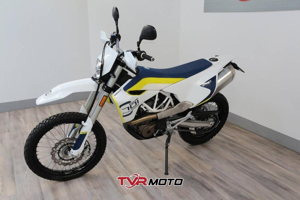 Husqvarna 701 Enduro (2017 - 19) (5)