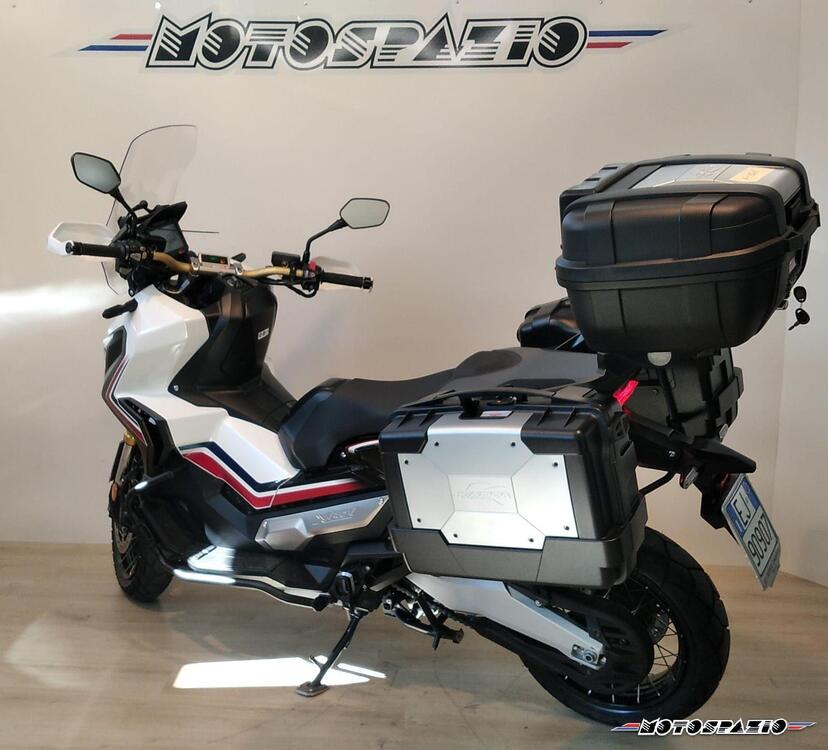 Honda X-ADV 750 (2017) (3)