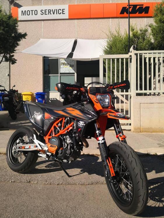 KTM 690 SMC R (2021-22)