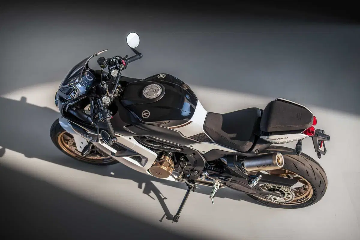 CFMOTO VOOM 500 SR: la sportiva 4 cilindri da 80 CV e 5.000€. Arriverà in Europa? [VIDEO E GALLERY] (5)