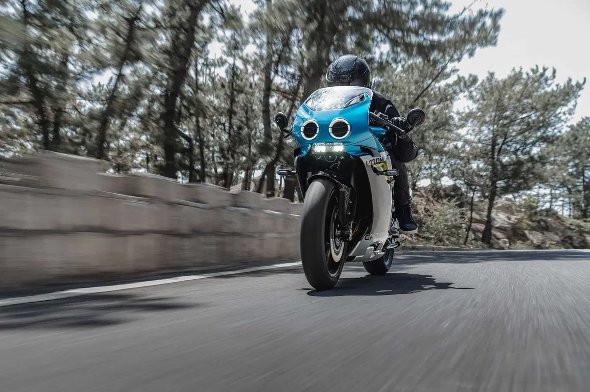 CFMOTO VOOM 500 SR: la sportiva 4 cilindri da 80 CV e 5.000€. Arriverà in Europa? [VIDEO E GALLERY] (19)