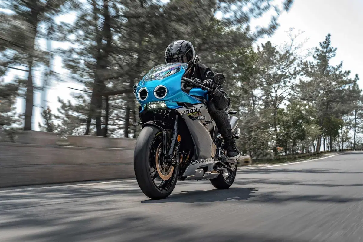 CFMOTO VOOM 500 SR: la sportiva 4 cilindri da 80 CV e 5.000€. Arriverà in Europa? [VIDEO E GALLERY] (17)