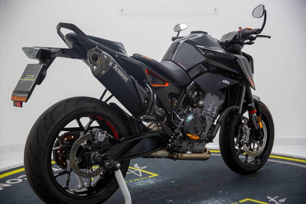 KTM 890 Duke (2021 - 23) (4)