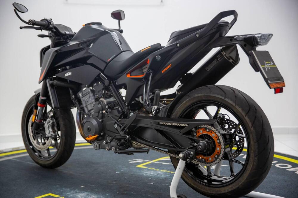 KTM 890 Duke (2021 - 23) (5)