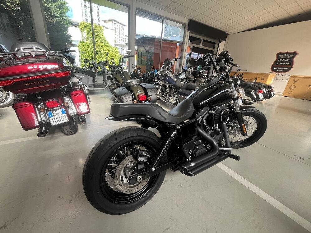 Harley-Davidson 1584 Street Bob (2008 - 15) - FXDB (2)
